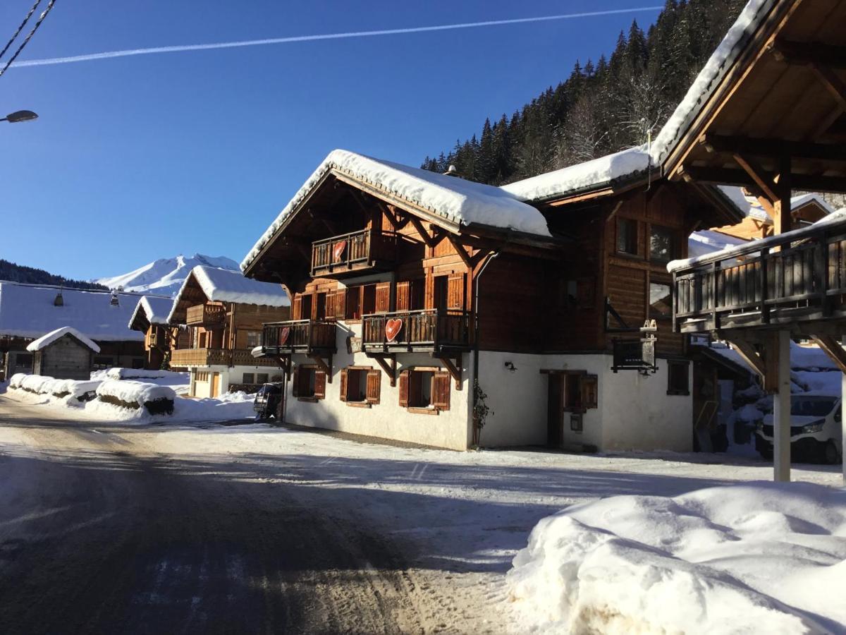 Bed And Breakfast Chalet Manava Morzine Exteriör bild