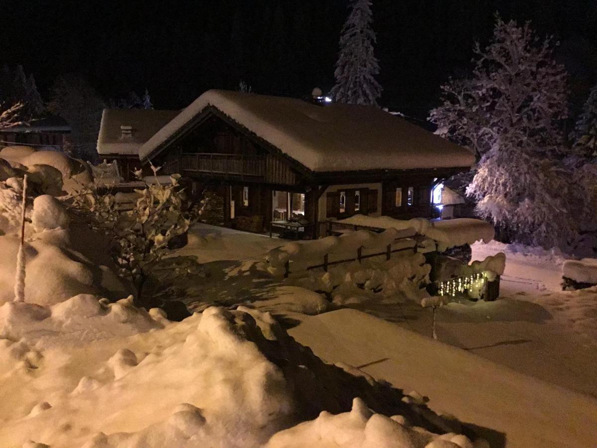Bed And Breakfast Chalet Manava Morzine Exteriör bild
