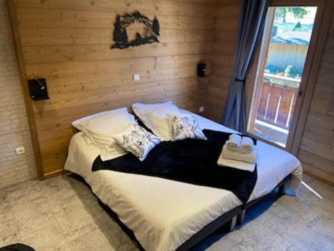 Bed And Breakfast Chalet Manava Morzine Exteriör bild