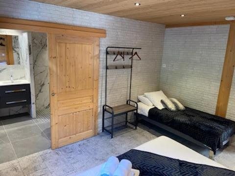 Bed And Breakfast Chalet Manava Morzine Exteriör bild