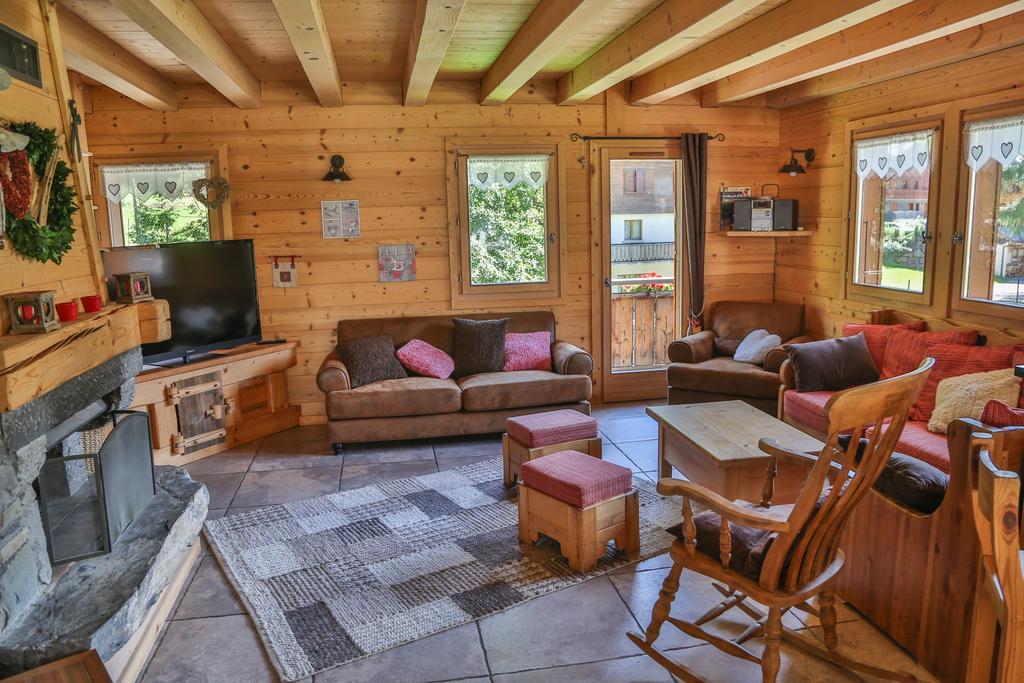 Bed And Breakfast Chalet Manava Morzine Exteriör bild